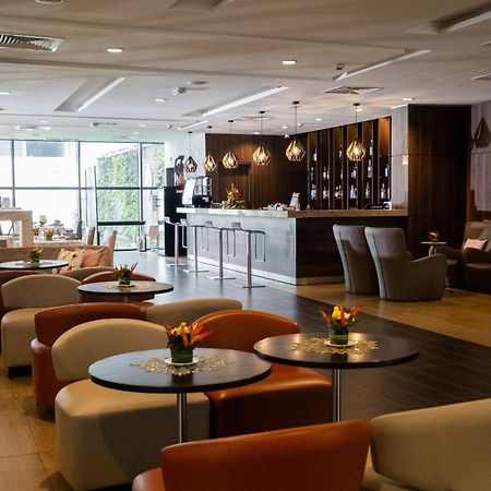 Azalai Hotel Абиджан Екстериор снимка