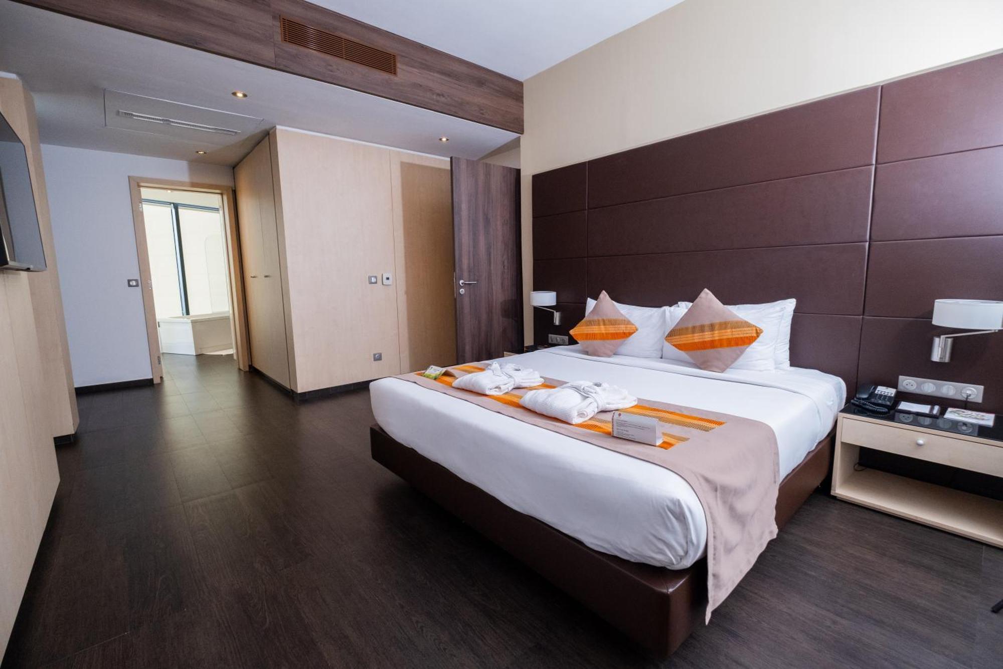 Azalai Hotel Абиджан Екстериор снимка