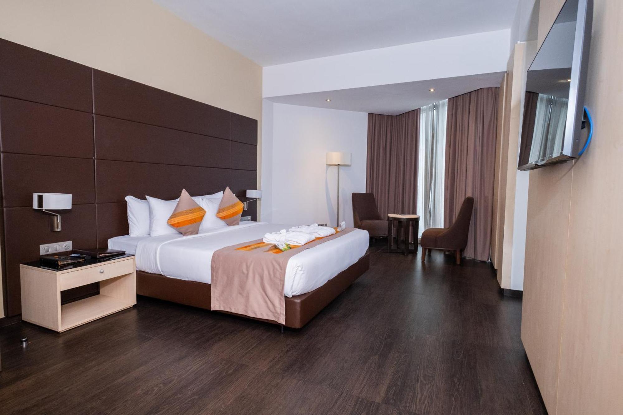 Azalai Hotel Абиджан Екстериор снимка
