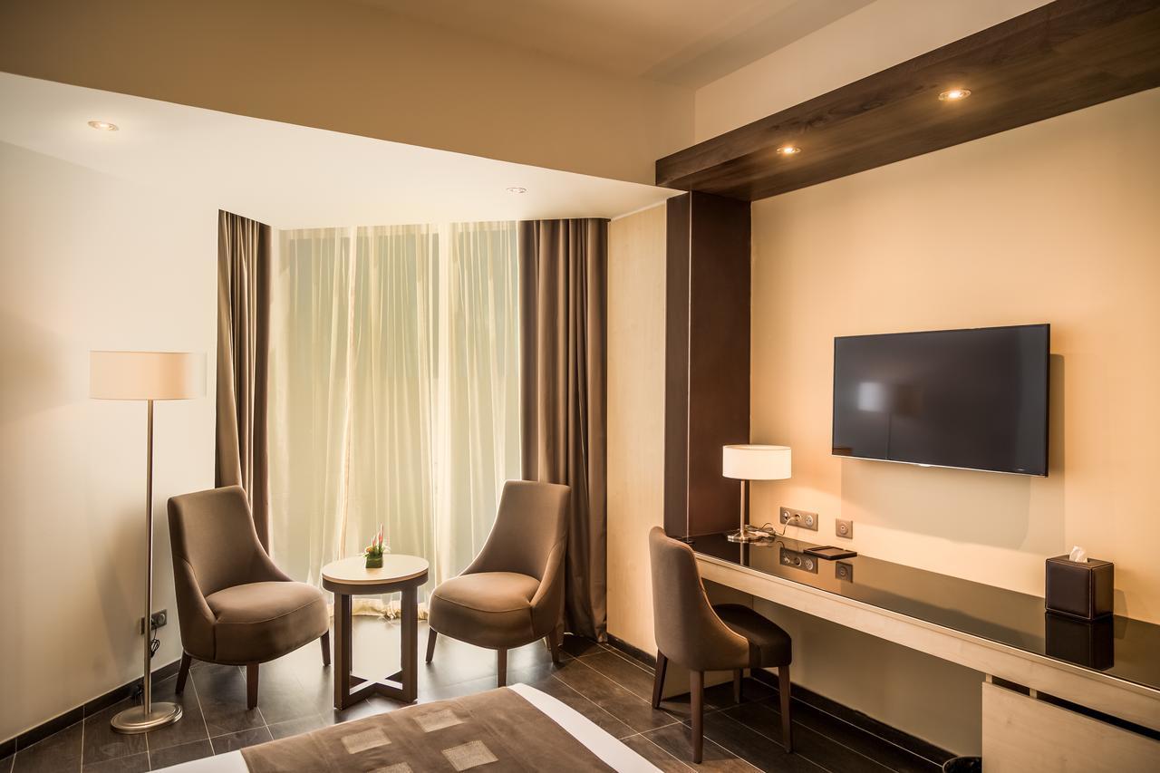 Azalai Hotel Абиджан Екстериор снимка