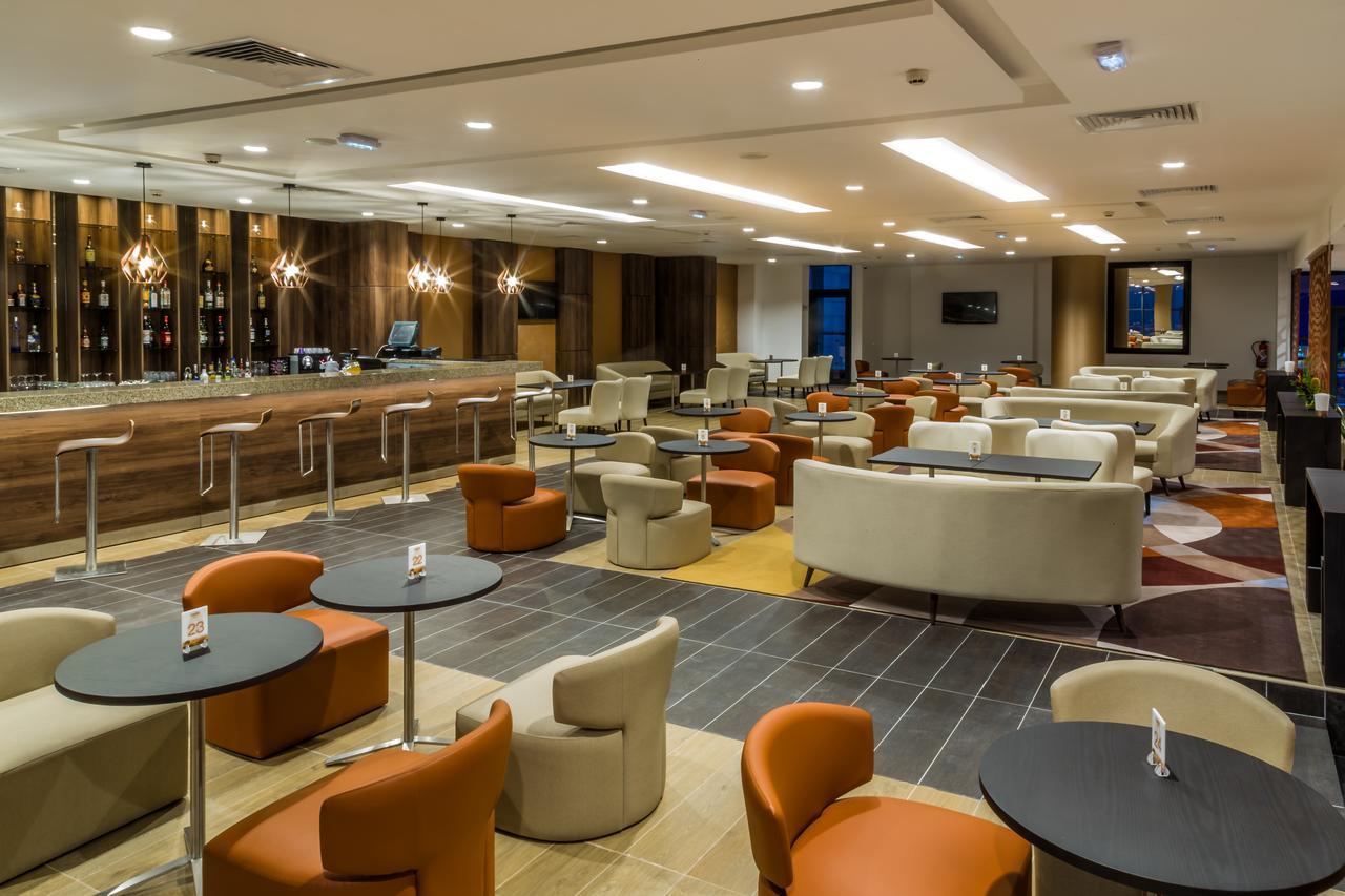 Azalai Hotel Абиджан Екстериор снимка