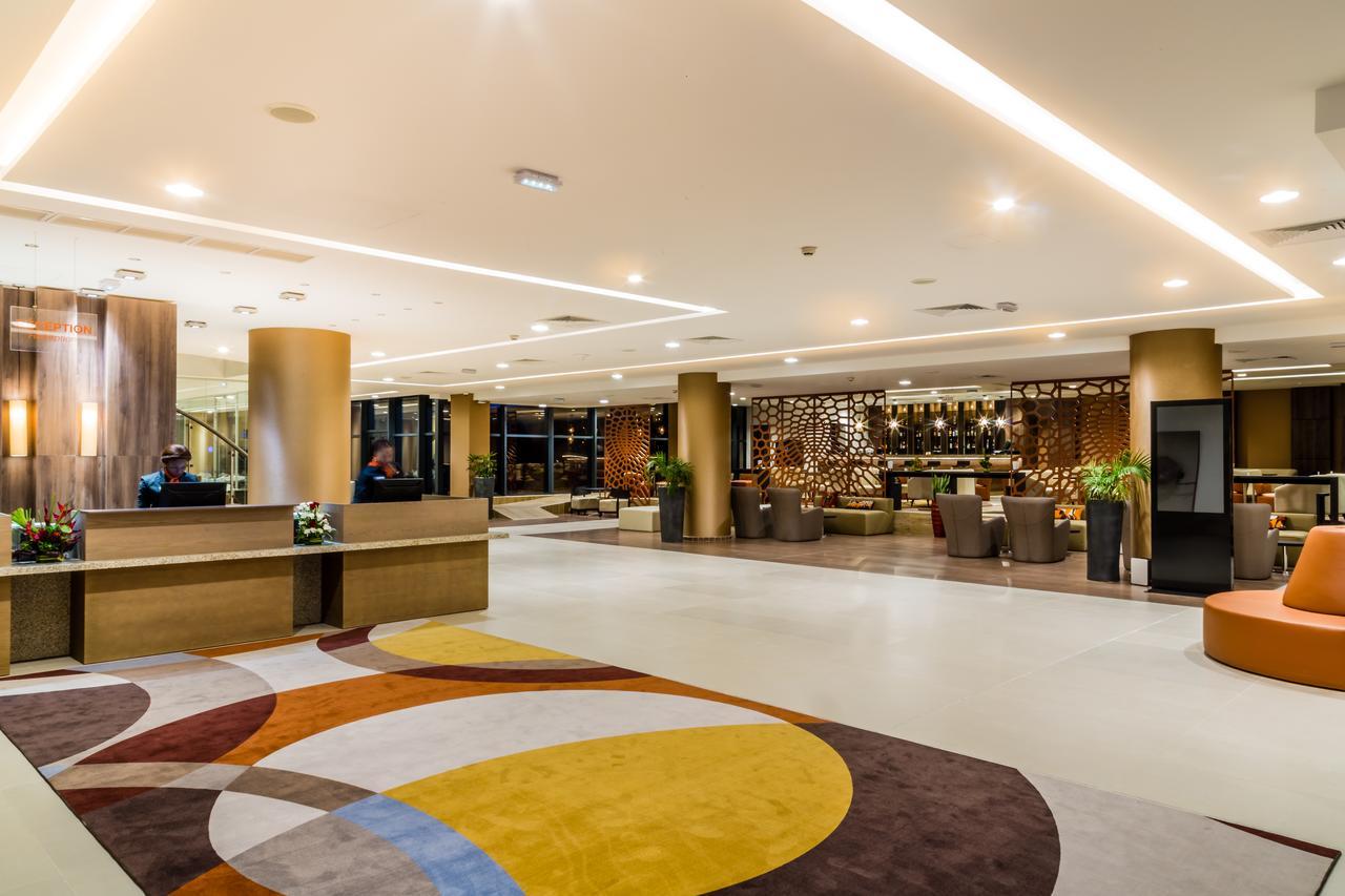 Azalai Hotel Абиджан Екстериор снимка