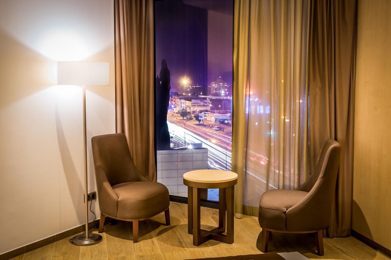 Azalai Hotel Абиджан Екстериор снимка