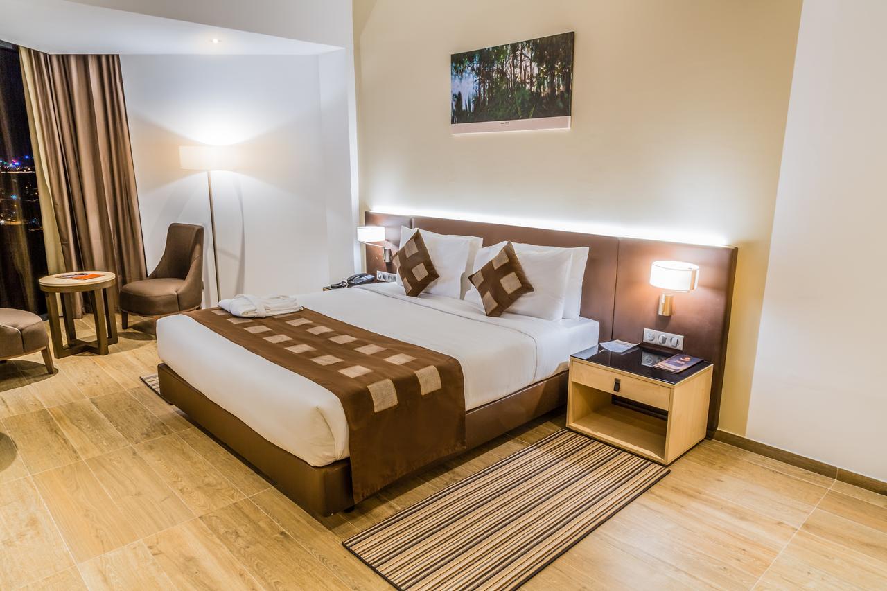 Azalai Hotel Абиджан Екстериор снимка
